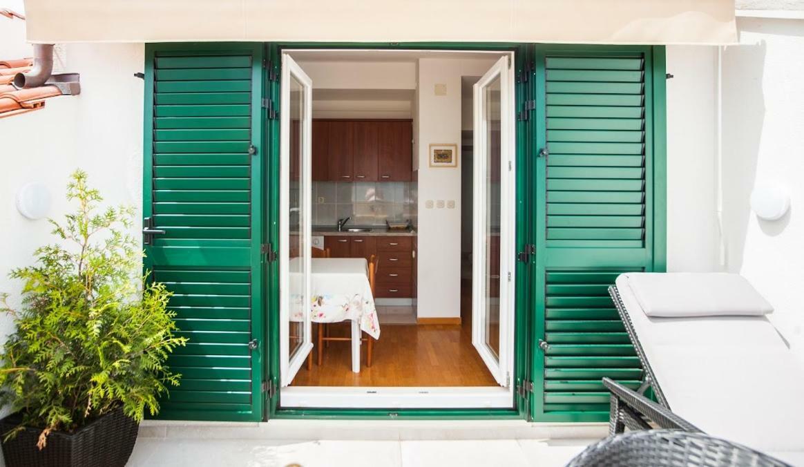 House Koloc Apartamento Bol Exterior foto